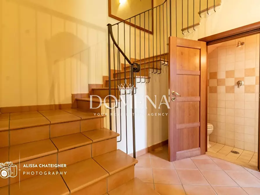 Immagine 22 di Deposito in vendita  a Siena