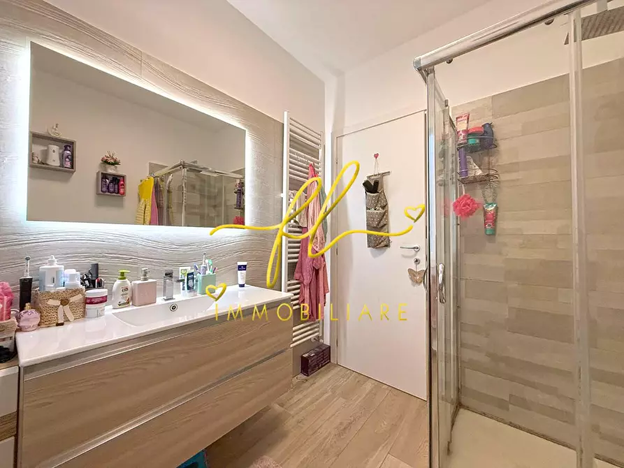 Immagine 20 di Appartamento in vendita  a Cecina