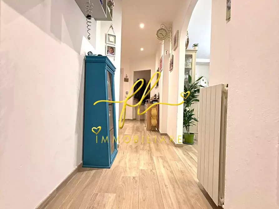 Immagine 11 di Appartamento in vendita  a Cecina