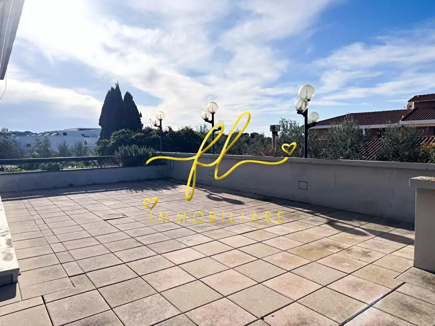 Immagine 19 di Villa in vendita  a Bibbona