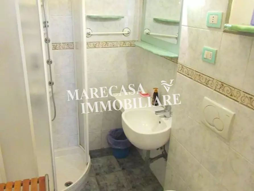 Immagine 21 di Appartamento in vendita  a Carrara