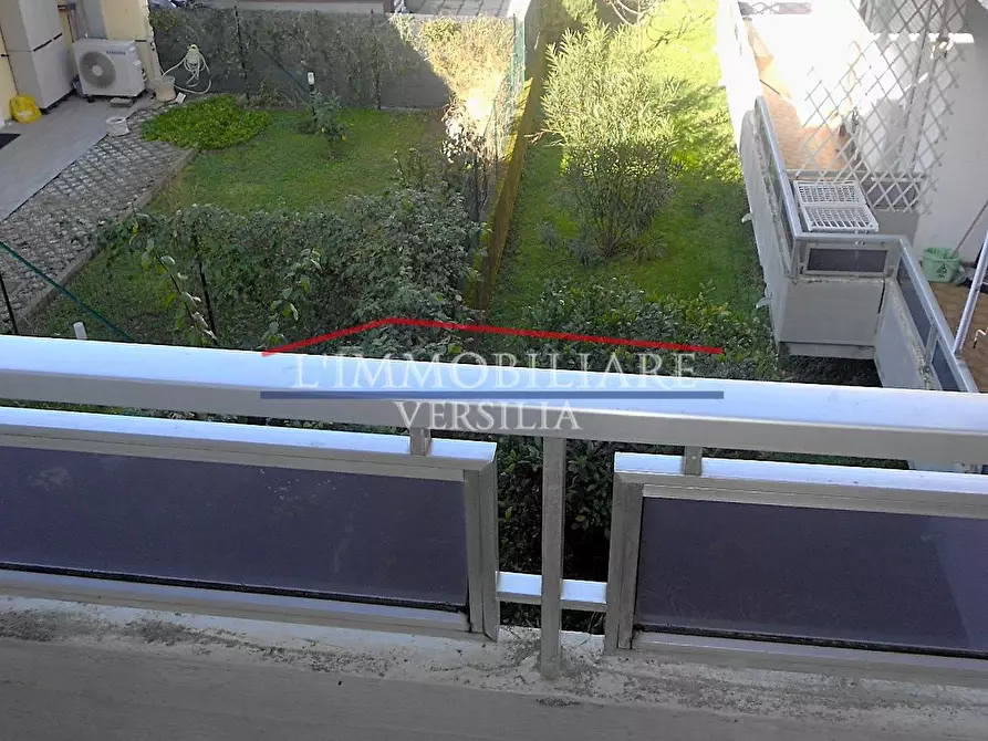 Immagine 62 di Appartamento in vendita  a Massa