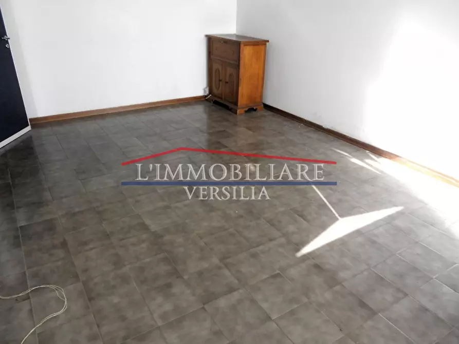 Immagine 26 di Appartamento in vendita  a Massa