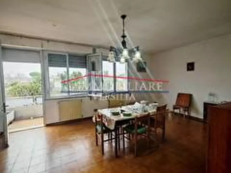 Immagine 8 di Appartamento in vendita  a Massa