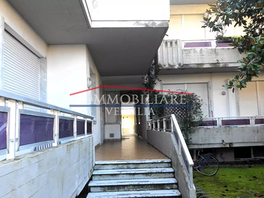 Immagine 52 di Appartamento in vendita  a Massa