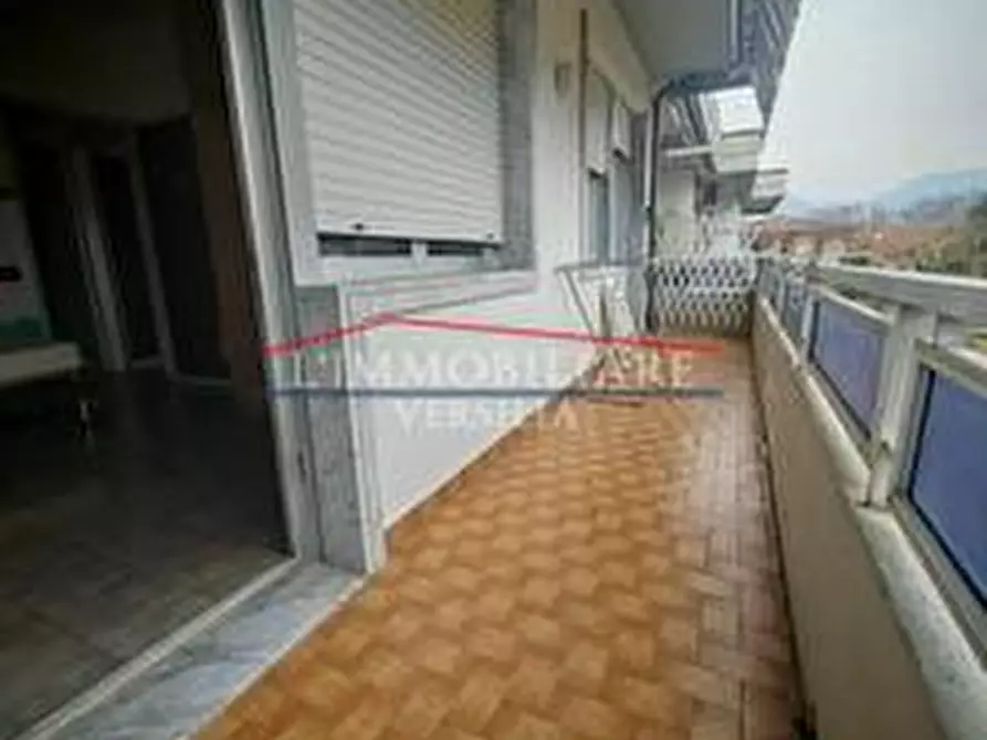 Immagine 9 di Appartamento in vendita  a Massa