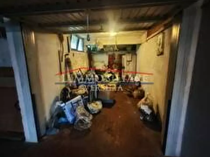 Immagine 26 di Appartamento in vendita  a Massa