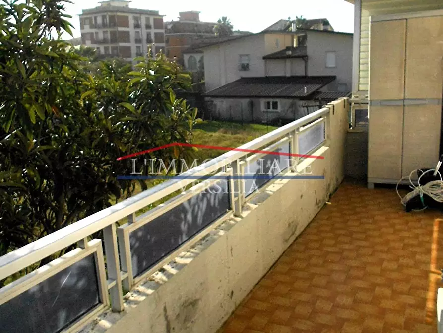 Immagine 18 di Appartamento in vendita  a Massa