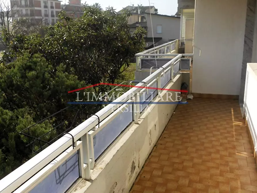 Immagine 25 di Appartamento in vendita  a Massa