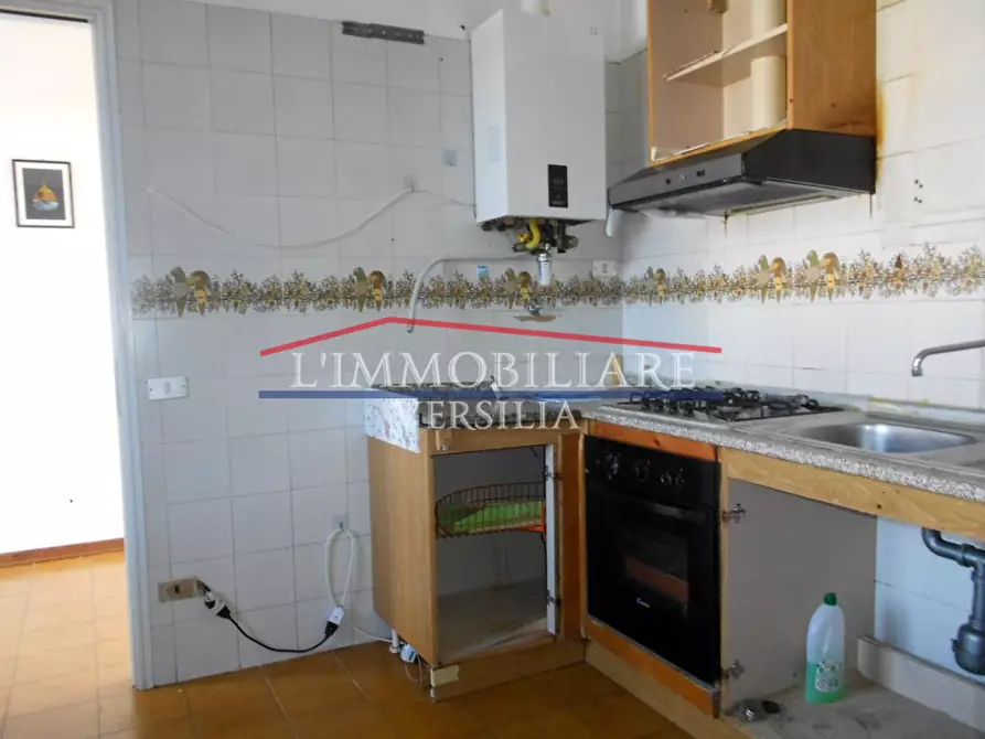 Immagine 10 di Appartamento in vendita  a Massa