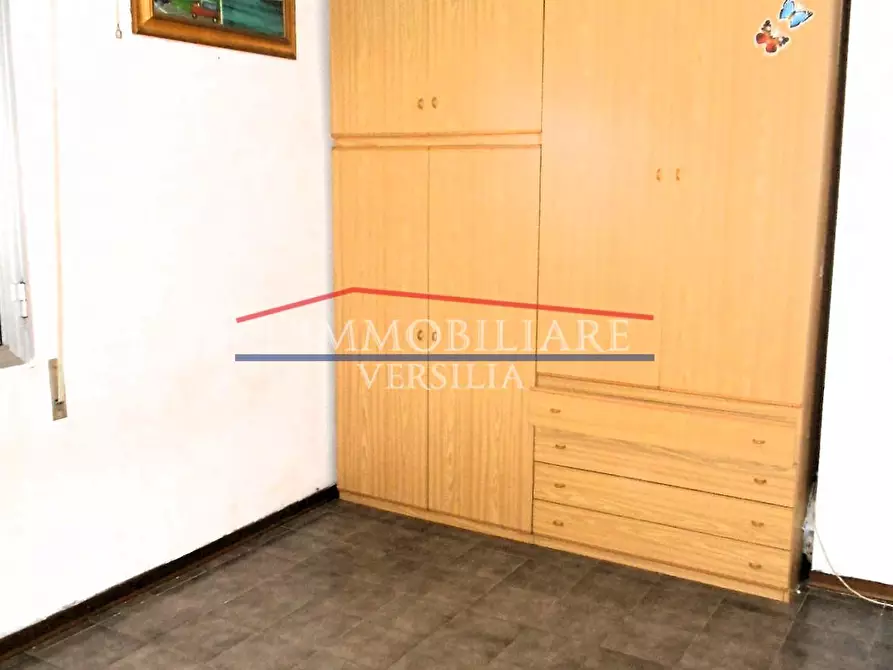 Immagine 39 di Appartamento in vendita  a Massa