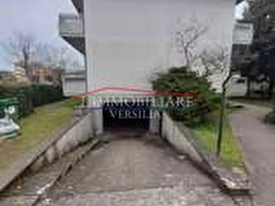 Immagine 6 di Appartamento in vendita  a Massa