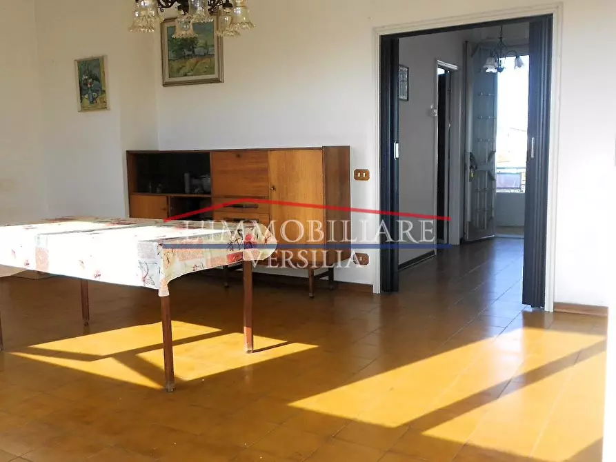 Immagine 14 di Appartamento in vendita  a Massa