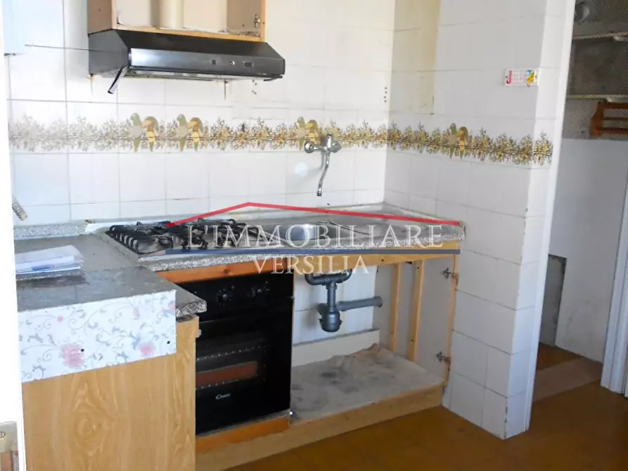 Immagine 9 di Appartamento in vendita  a Massa