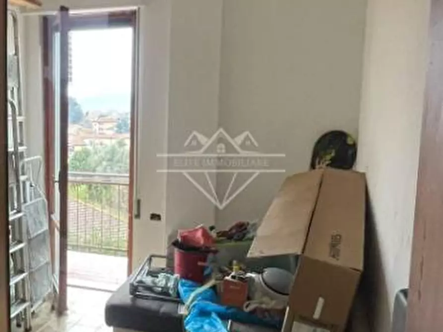 Immagine 18 di Appartamento in vendita  a Carrara
