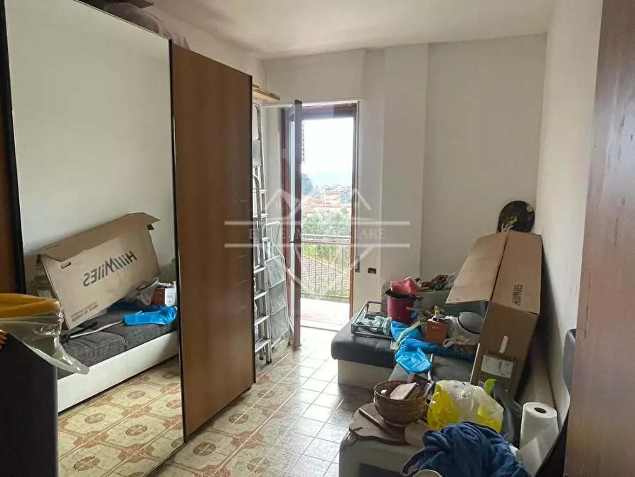 Immagine 3 di Appartamento in vendita  a Carrara