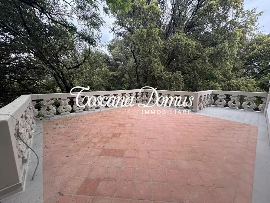 Immagine 24 di Appartamento in vendita  a Fiesole