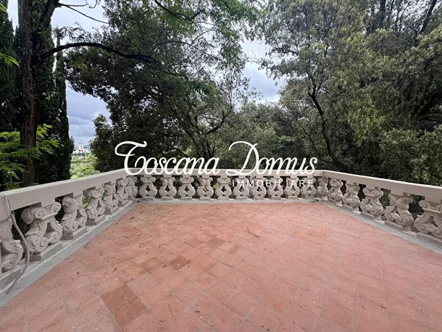 Immagine 25 di Appartamento in vendita  a Fiesole