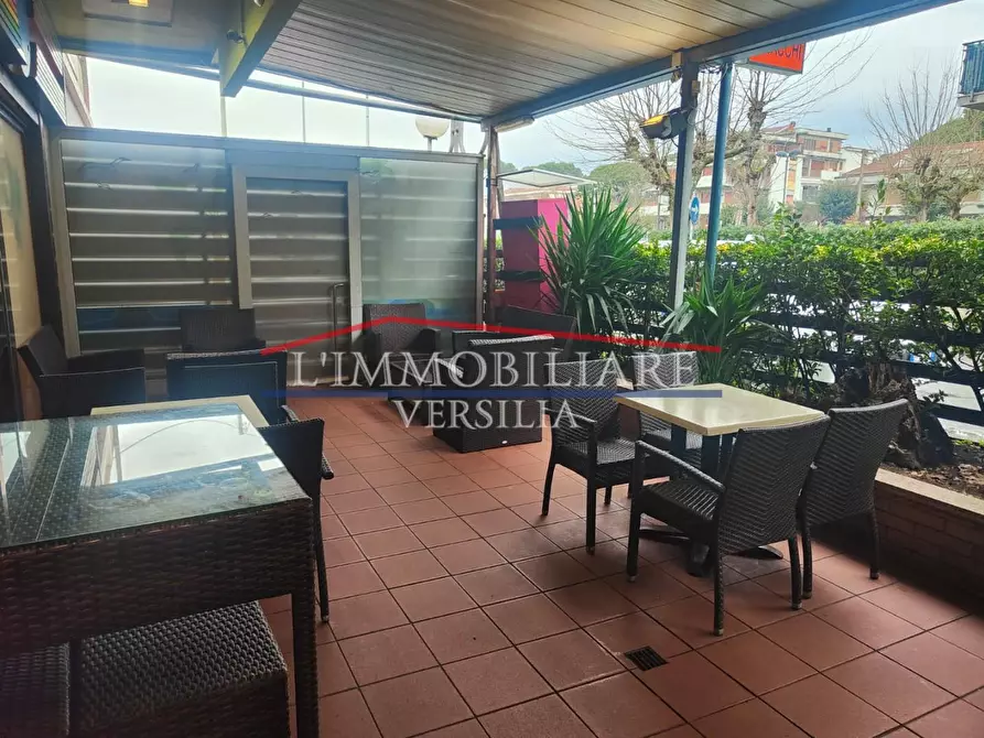 Immagine 10 di Bar / Ristorante in vendita  a Massa