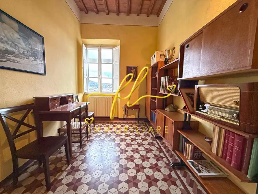 Immagine 10 di Appartamento in vendita  a Riparbella