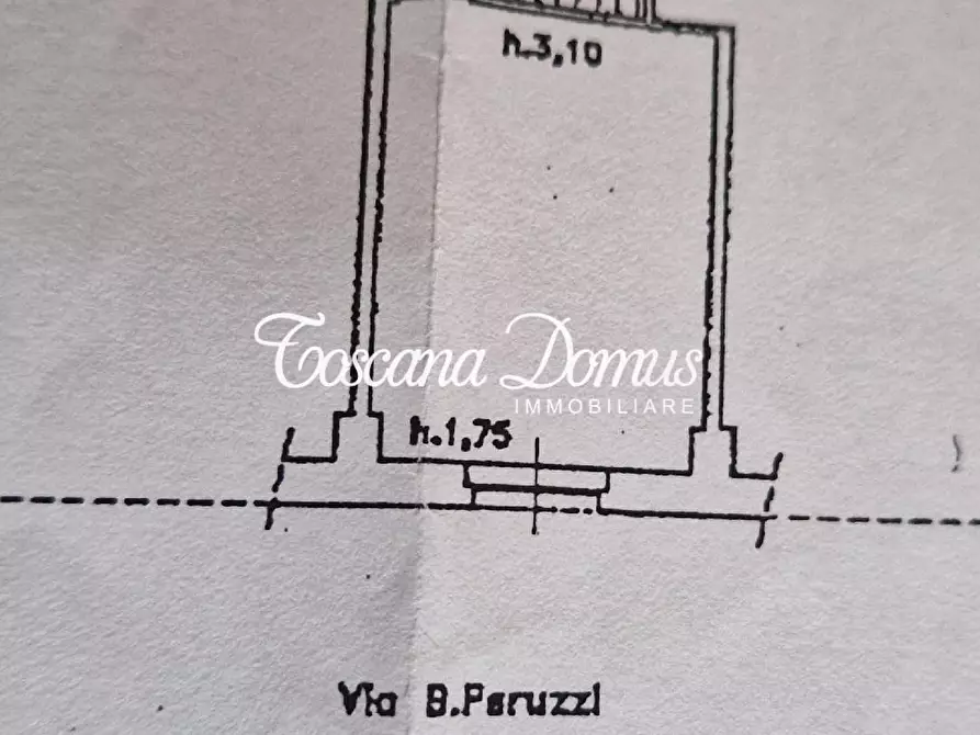 Immagine 8 di Appartamento in vendita  a Siena