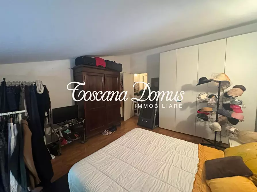 Immagine 7 di Appartamento in vendita  a Siena