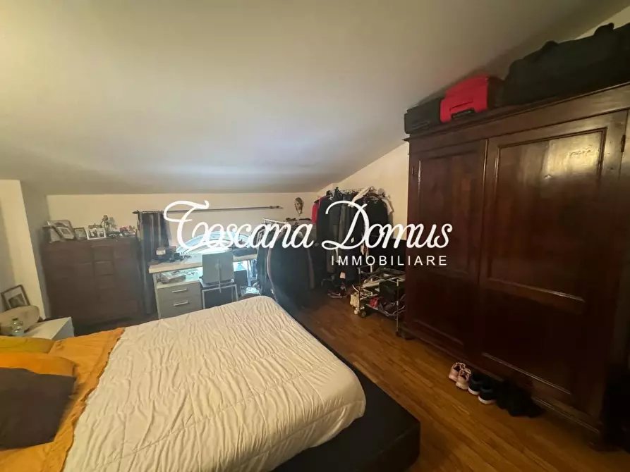 Immagine 5 di Appartamento in vendita  a Siena