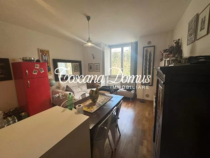 Immagine 2 di Appartamento in vendita  a Siena