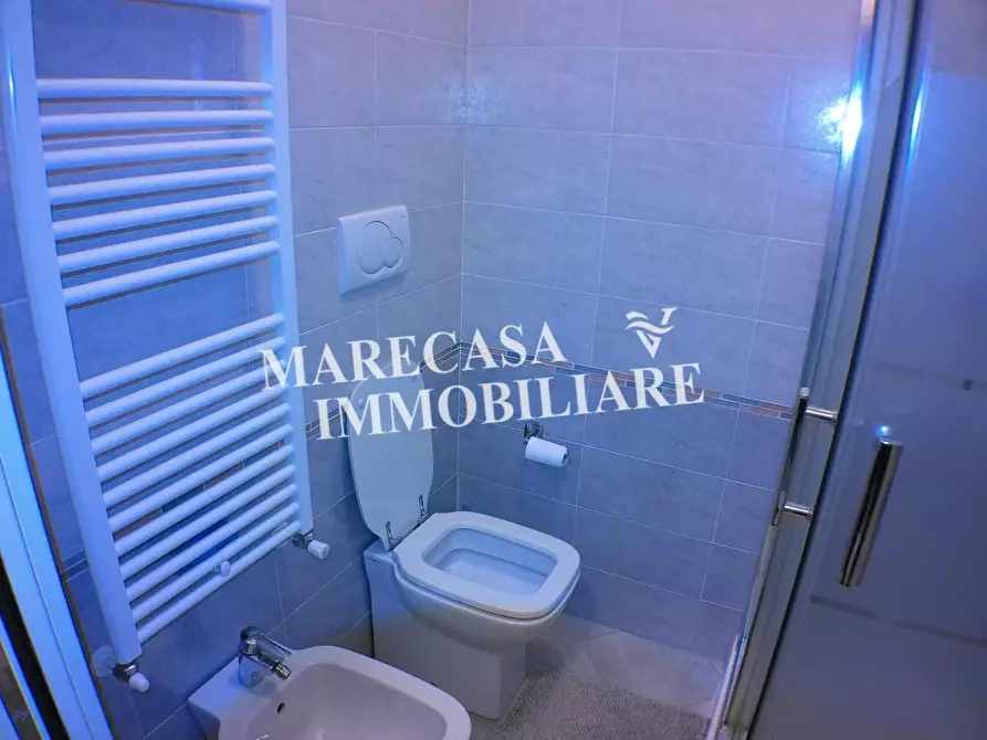 Immagine 23 di Appartamento in vendita  a Carrara