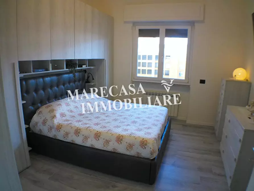 Immagine 19 di Appartamento in vendita  a Carrara