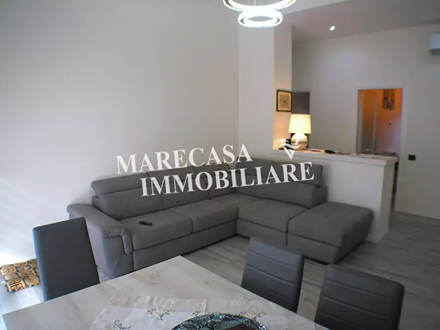 Immagine 3 di Appartamento in vendita  a Carrara