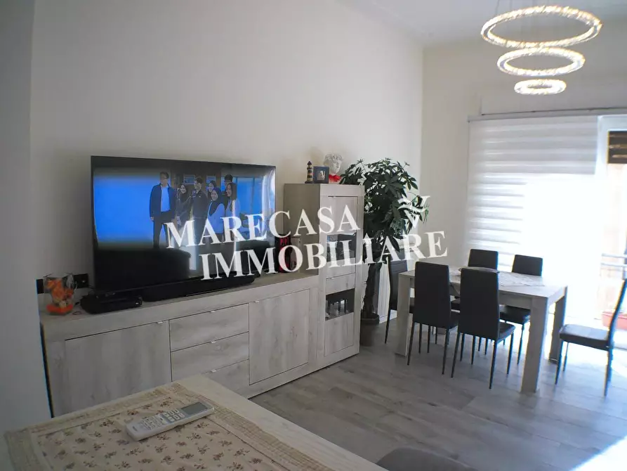 Immagine 1 di Appartamento in vendita  a Carrara