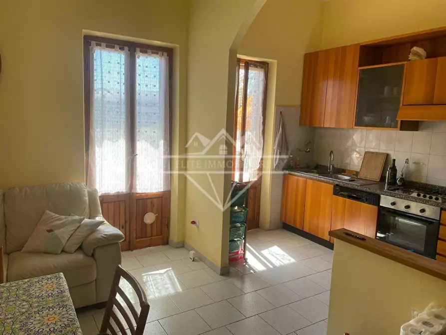 Immagine 18 di Casa bifamiliare in vendita  a Castelnuovo Magra