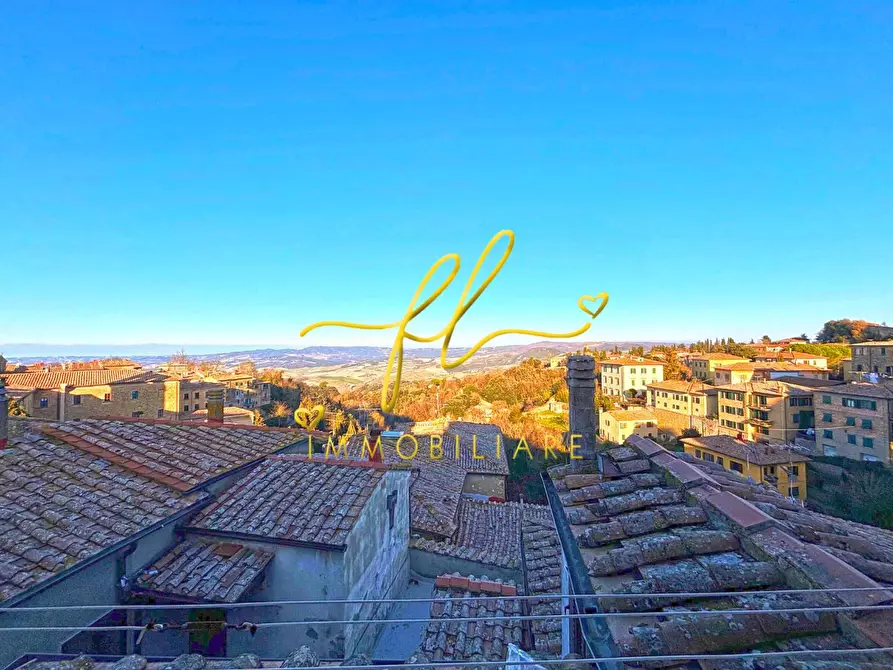 Immagine 38 di Appartamento in vendita  a Volterra