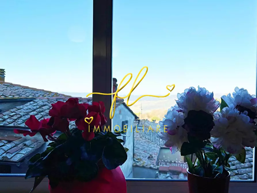 Immagine 39 di Appartamento in vendita  a Volterra