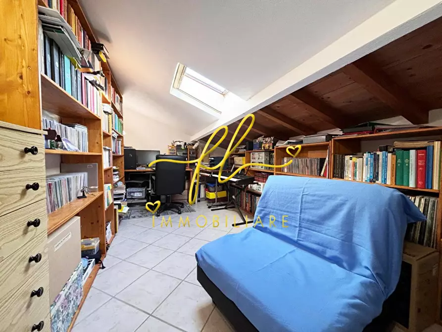 Immagine 34 di Appartamento in vendita  a Volterra