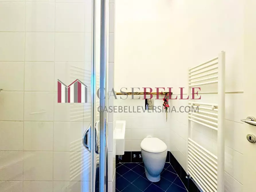 Immagine 24 di Casa indipendente in vendita  a Pietrasanta