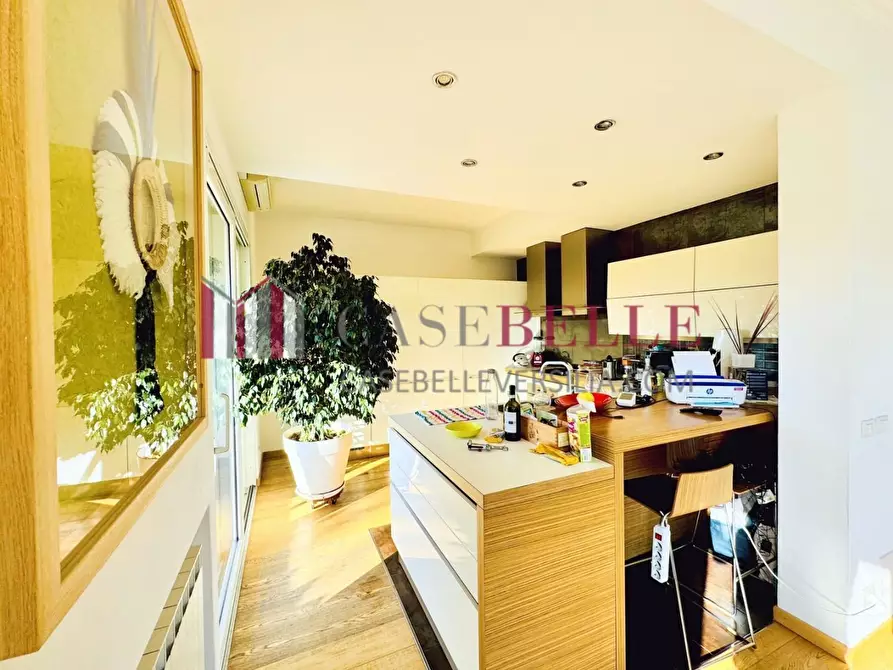 Immagine 5 di Casa indipendente in vendita  a Pietrasanta