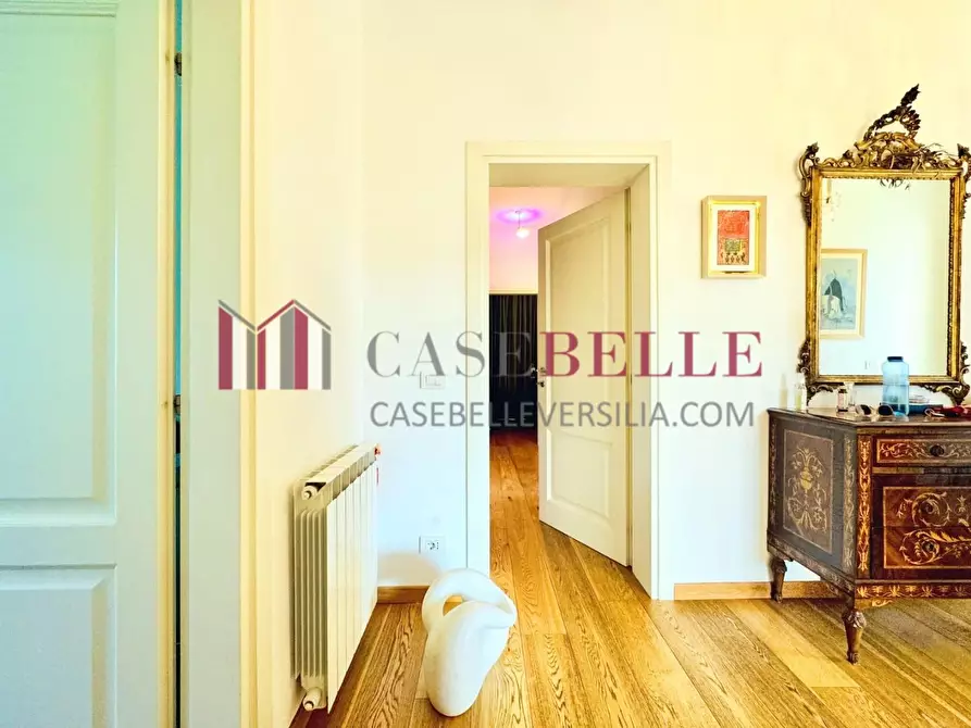 Immagine 13 di Casa indipendente in vendita  a Pietrasanta