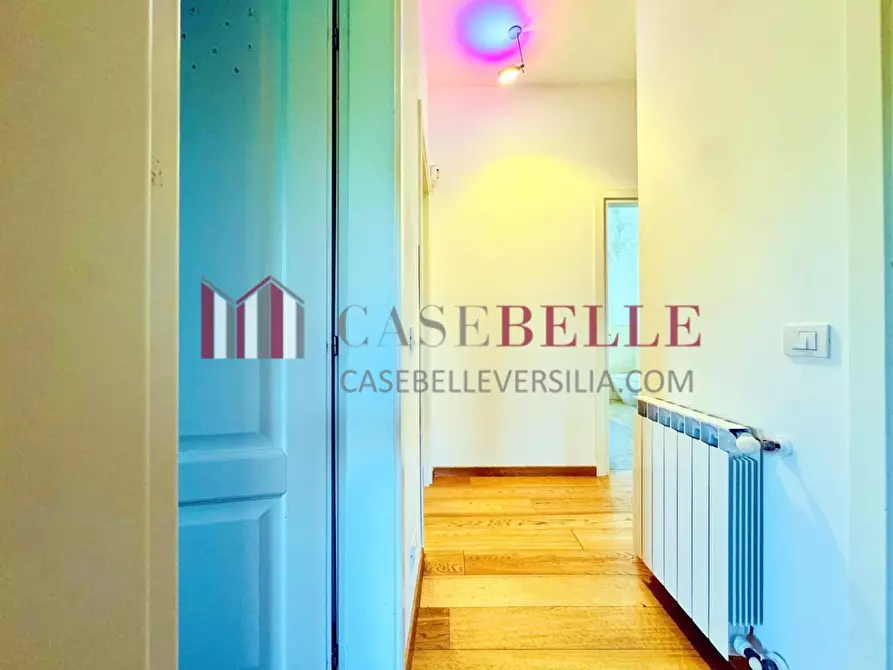 Immagine 26 di Casa indipendente in vendita  a Pietrasanta