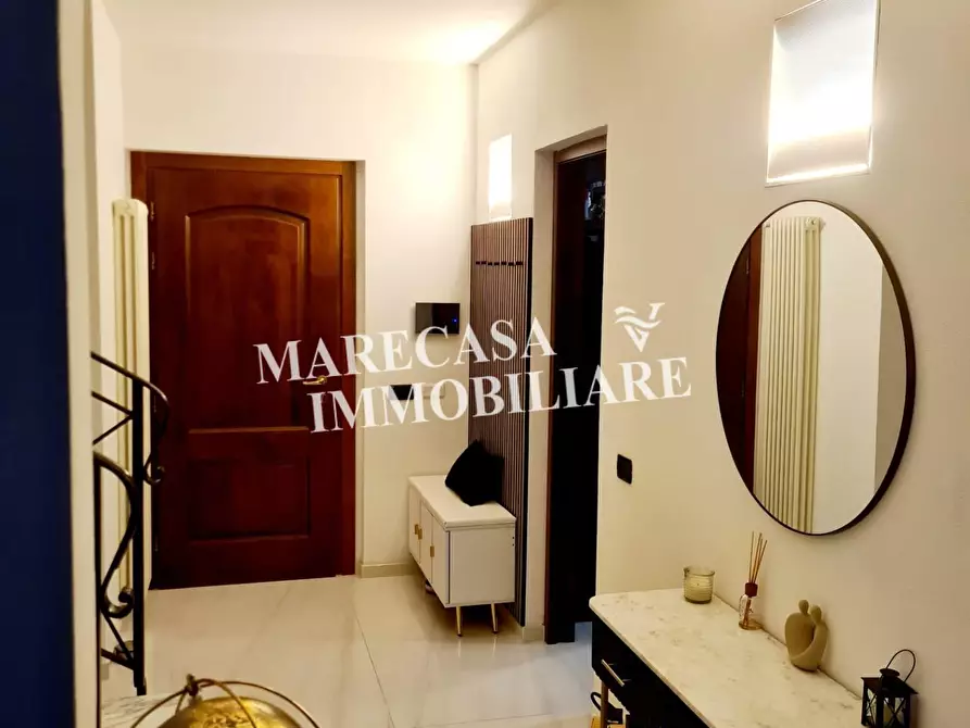 Immagine 9 di Villa in vendita  a Ortonovo