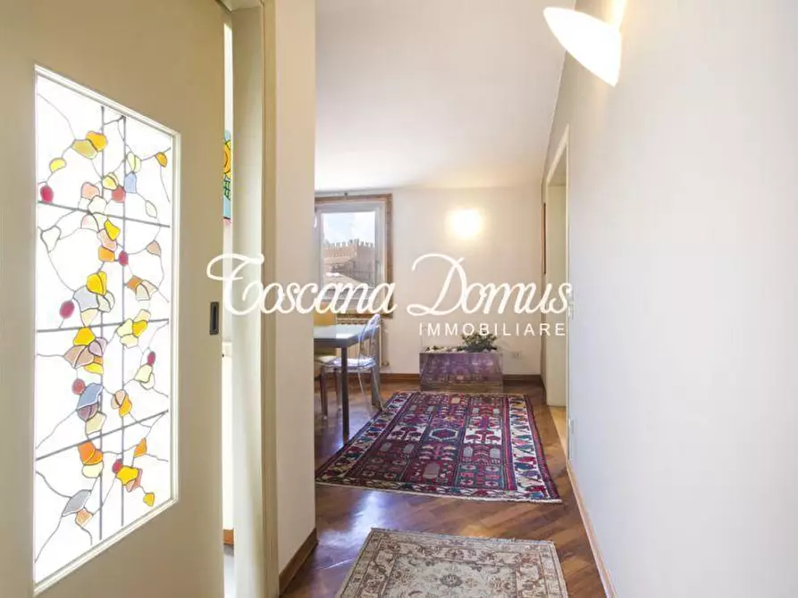 Immagine 10 di Appartamento in vendita  a Siena