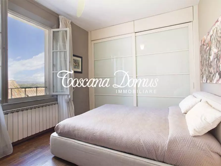 Immagine 16 di Appartamento in vendita  a Siena