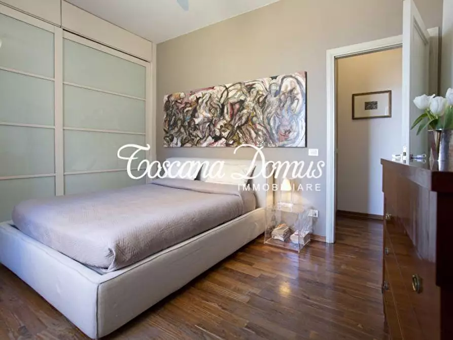 Immagine 17 di Appartamento in vendita  a Siena