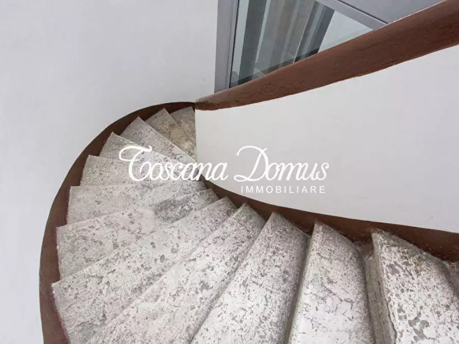 Immagine 23 di Appartamento in vendita  a Siena