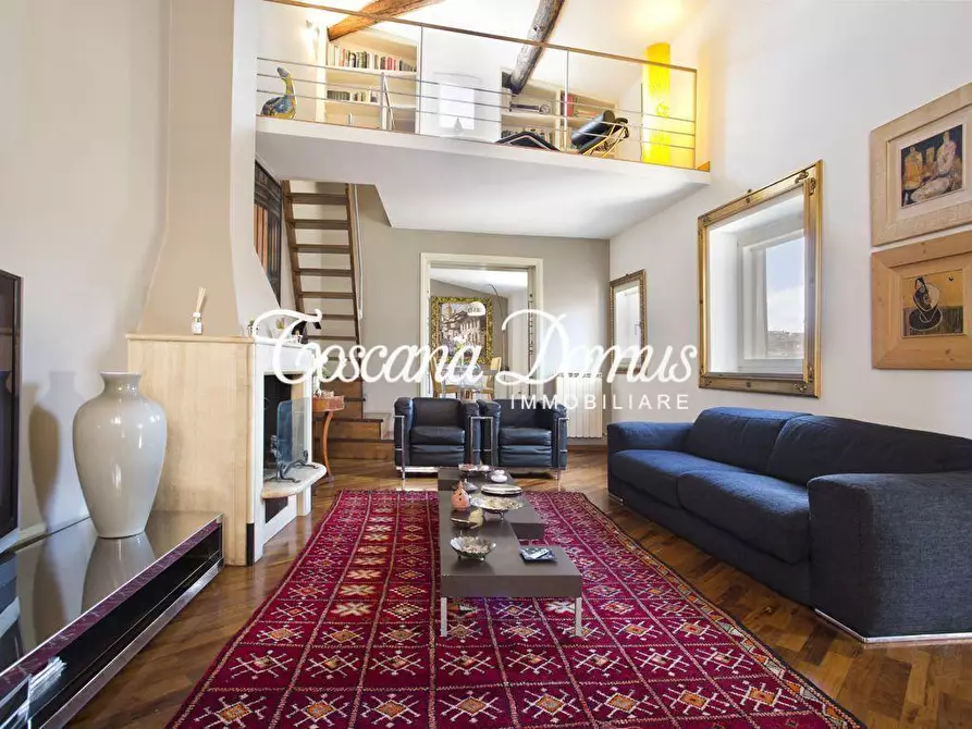 Immagine 4 di Appartamento in vendita  a Siena