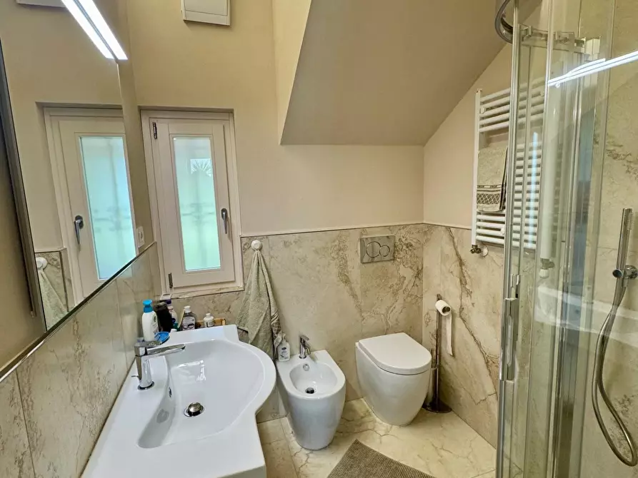 Immagine 9 di Casa bifamiliare in affitto  a Forte Dei Marmi