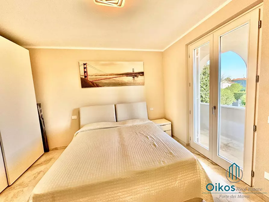 Immagine 12 di Casa bifamiliare in affitto  a Forte Dei Marmi