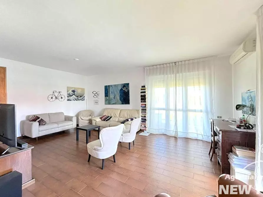 Immagine 1 di Appartamento in vendita  a Pisa