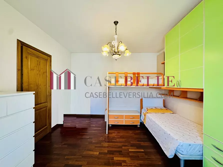 Immagine 38 di Casa semindipendente in vendita  a Camaiore